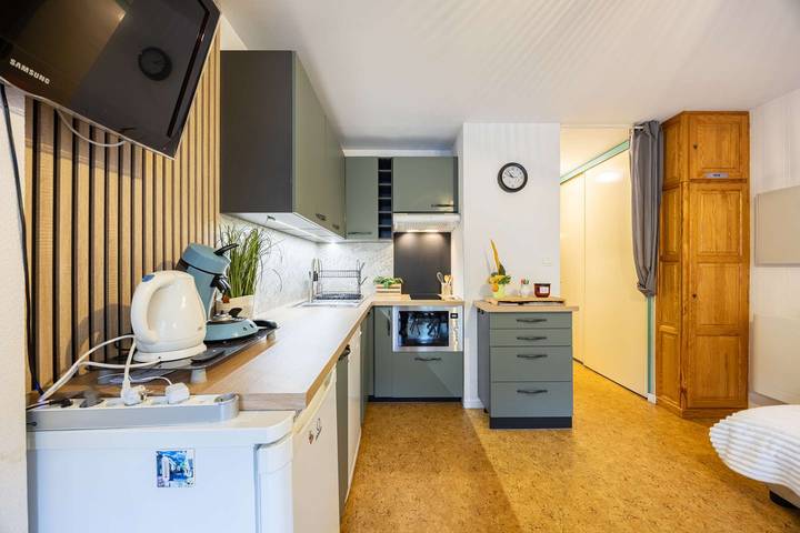 Ganze Ferienwohnung, 2-bedroom apartment for 4 in the heart of Saint-Lary-Soulan in Saint-Lary-Soulan, Nationalpark Pyrenäen