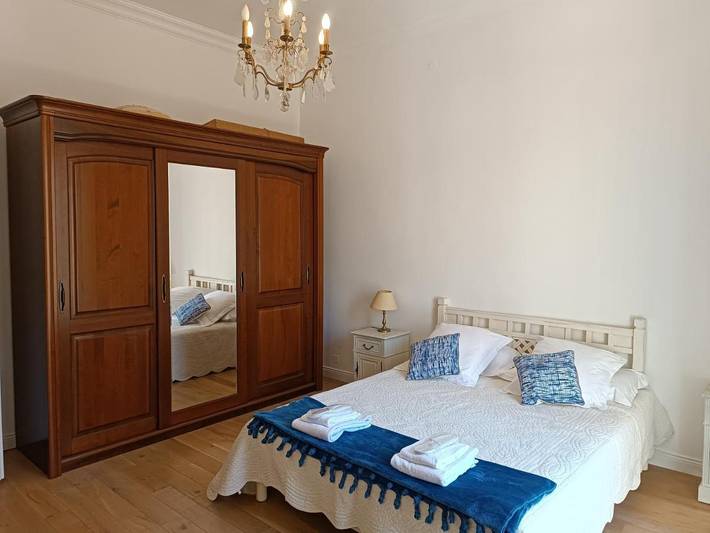 Gîte pour 4 personnes, avec balcon dans Cinema Le Studio Bastia