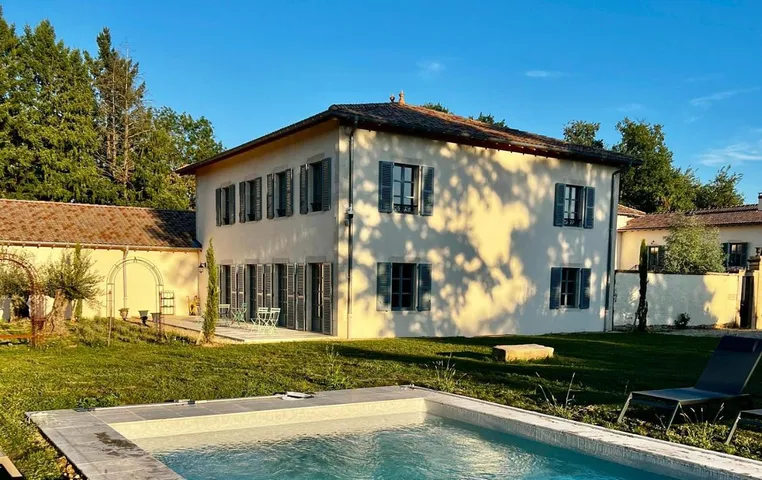 Deluxe Room in Romanèche-Thorins, Beaujolais