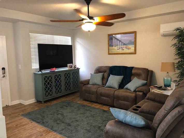 Vacation rental for 6 people, with pool and hot tub as well as terrace in Ko Olina