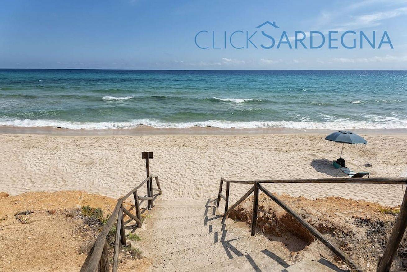 The Villa on the Beach of Santa Margherita di Pula  in Santa Margherita di Pula, Región de Pula