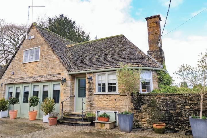 Cottage for 6 people, with garden, with pets in Chipping Norton