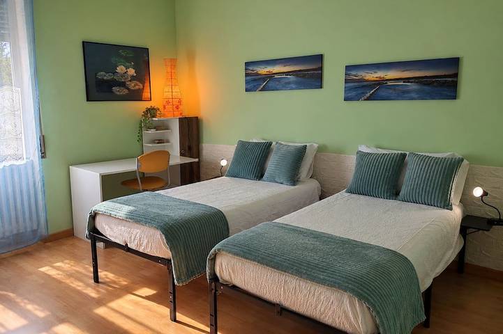 Ganze Wohnung, Sun & Moon – Charming Colorful Home Arona in Arona (Lago Maggiore), Arona Gemeinde