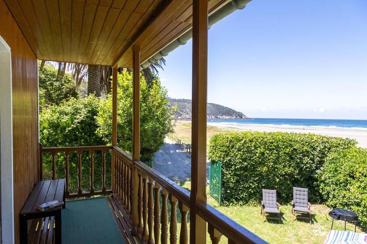Apartamento para 3 personas, con vistas y jardín en Valdés 