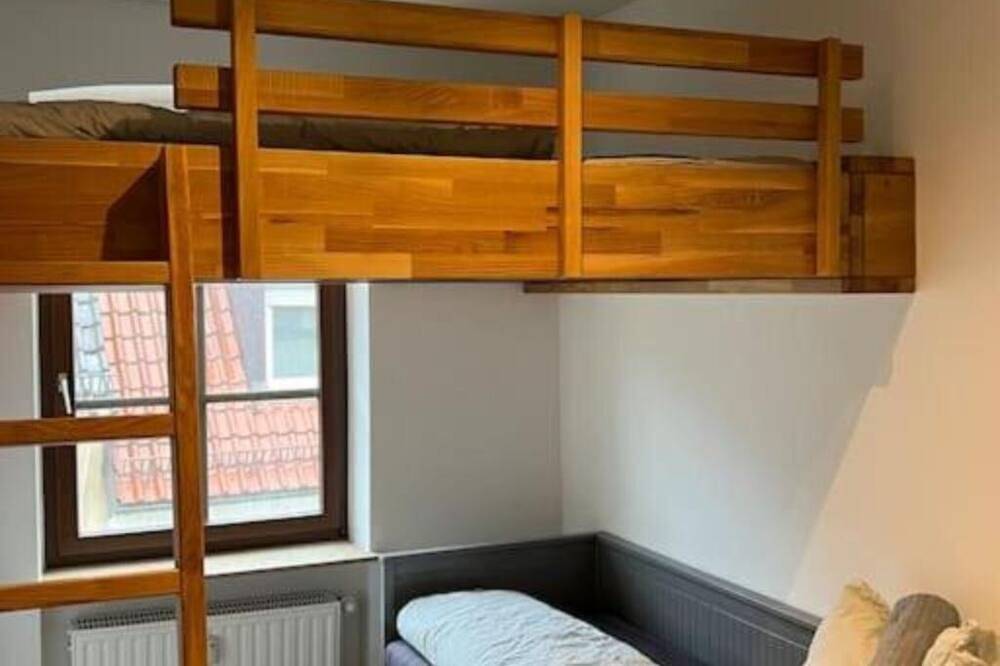 Ganze Wohnung, Heller Zweiraumtraum im Zentrum in Würzburg, Fränkisches Weinland