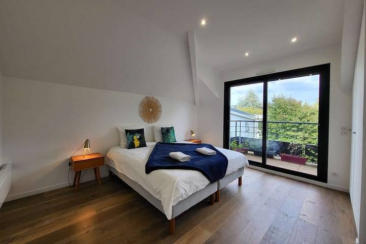 Superbe villa : Jardin & Spa & Billard in Verrières-le-Buisson, Essonne