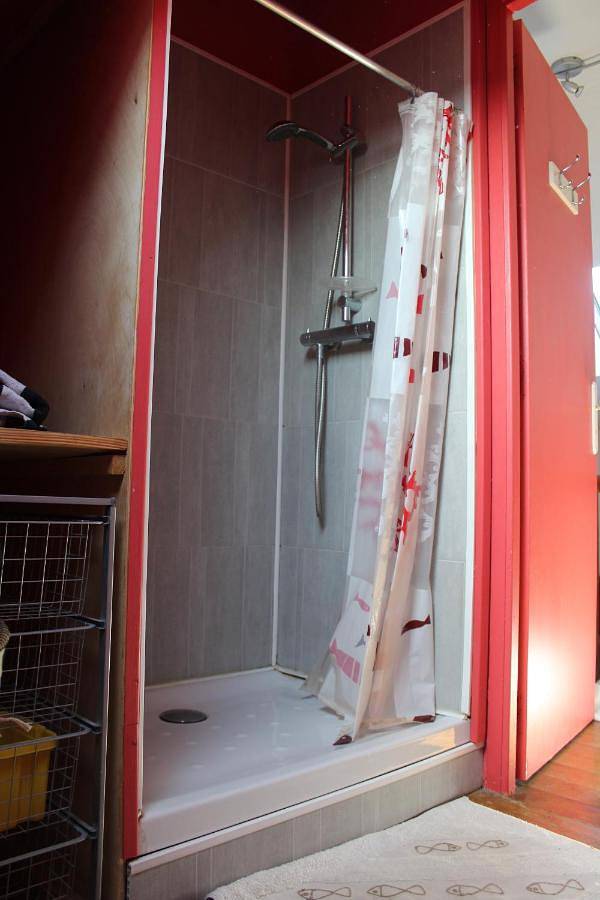 Location de vacances pour 4 personnes, avec terrasse et jardin à Minihy-Tréguier - 4