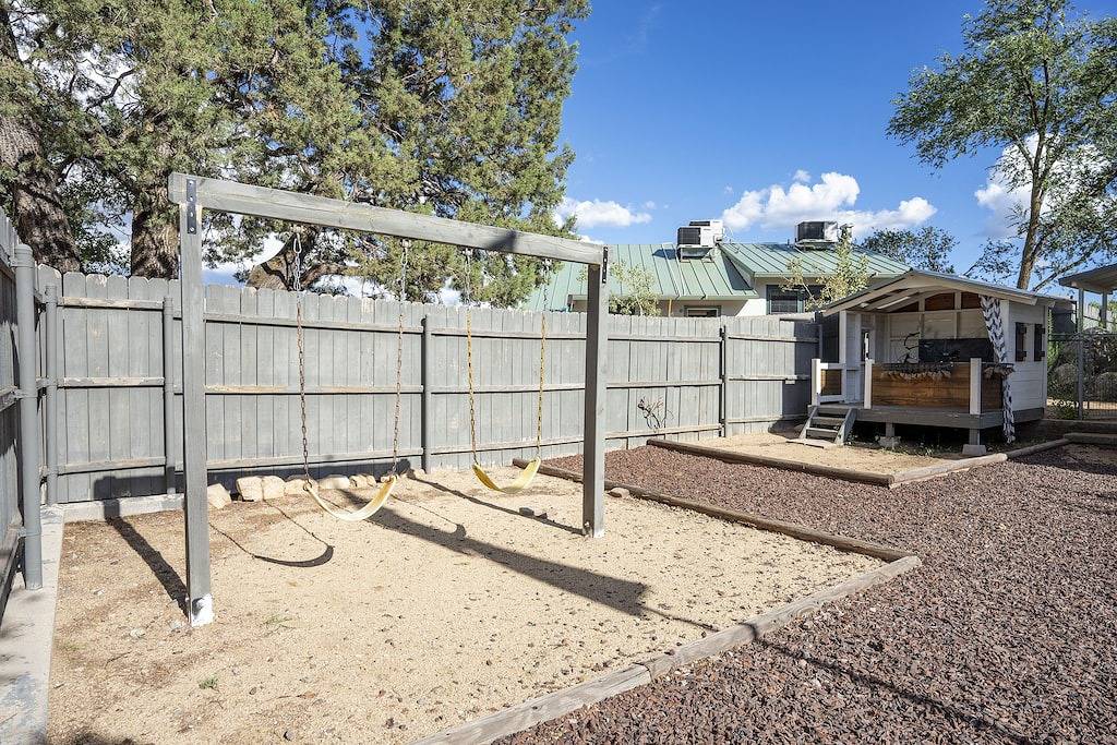 Quiet Downtown House: Private Yard w/Hot Tub; Great Location; Family Hideout in Prescott, Yavapai County