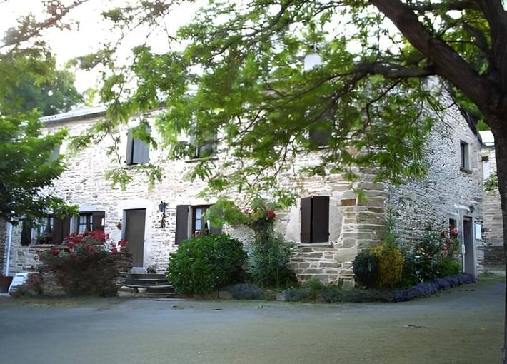 Gîte pour 15 personnes, avec jardin et terrasse - 1