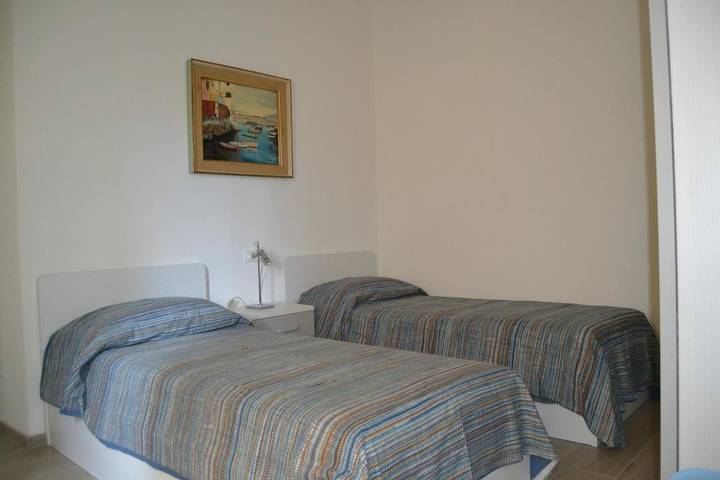 Gîte pour 5 personnes, avec balcon et vue à Noli - 4