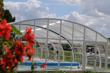 Gîte pour 4 personnes, avec piscine et jardin à Guignicourt