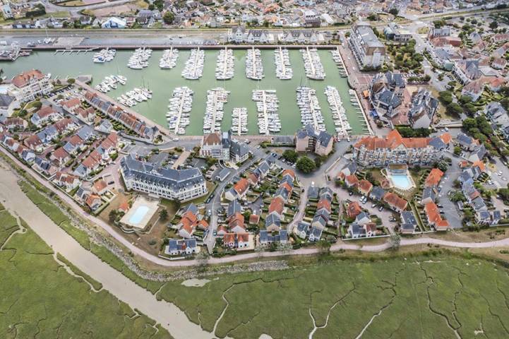 Appartement de vacances pour 4 personnes, avec piscine à Dives-sur-Mer