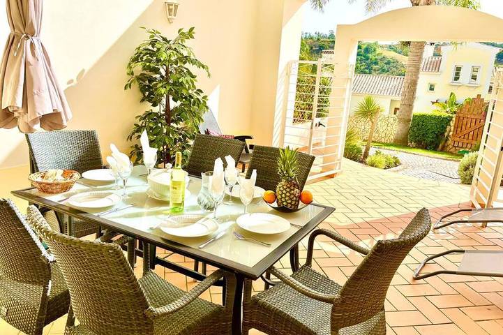 Ferienhaus für 6 Personen, mit Pool und Garten - 1