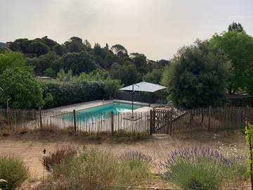 Chambre d’hôte pour 2 personnes, avec jardin et piscine dans l' Hérault