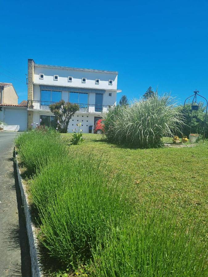 Appartement de vacances entier, Chambre du paille en queue in Bergerac, Périgord Pourpre