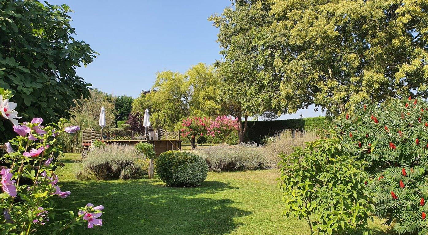 Le Carré Pourpre, chambres d'hôtes de charme - Chambre de charme Montaigne in Montcaret, Périgord Pourpre