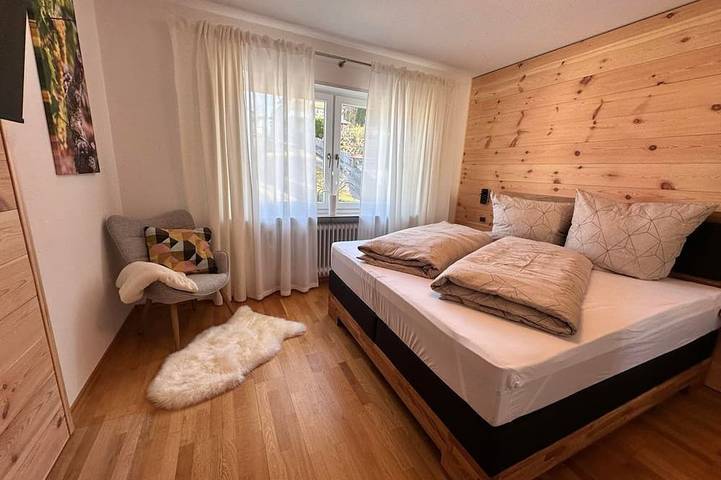 Ferienhaus für 8 Personen, mit Sauna und Whirlpool sowie Balkon und Garten in Silz (Pfalz) - 4
