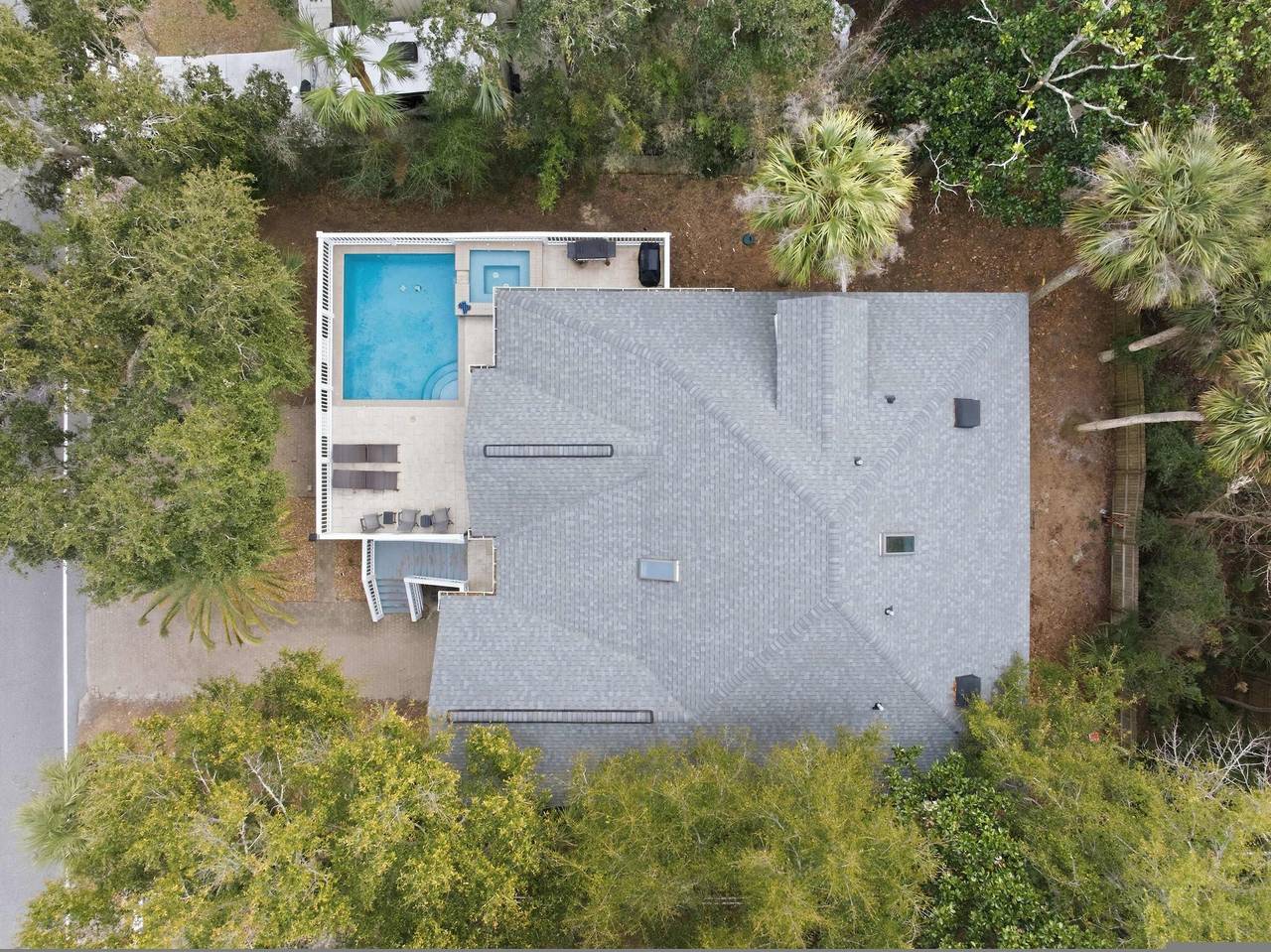 Coastal Luxe Retreat - Heated Pool - Games - Games in Coligny Beach, Shipyard Plantation