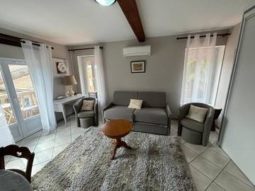 Gîte pour 2 personnes, avec vue ainsi que balcon et piscine à Gardouch