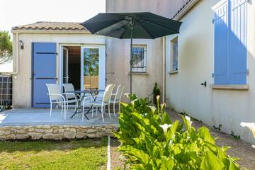 Gîte pour 5 personnes, avec jardin à Breuil-Magné