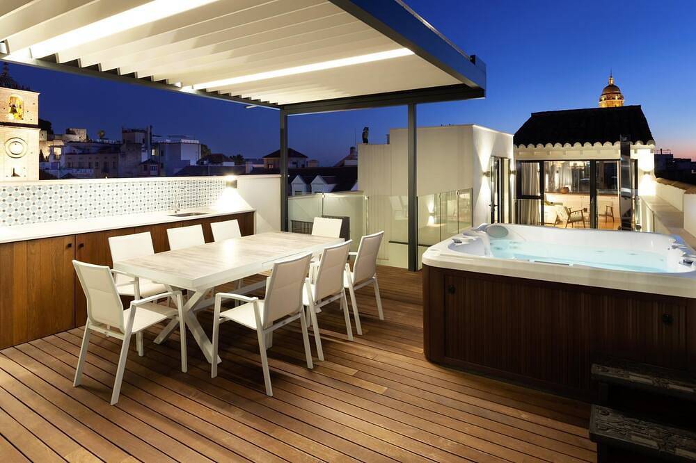 Entire apartment, Inmálaga Penthouse Plaza De La Merced in Malaga Centro Historico, Malaga