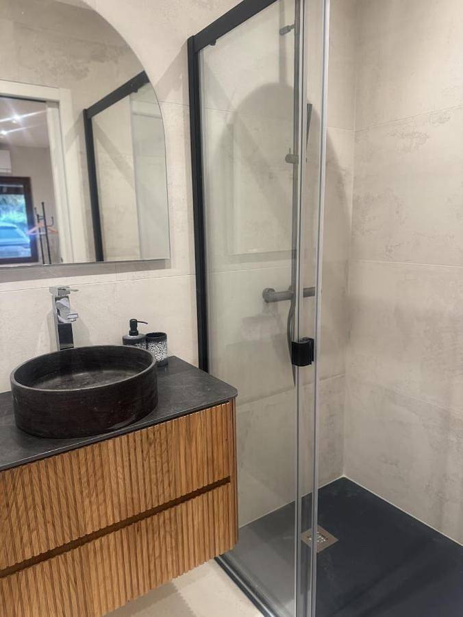 Gîte pour 2 personnes, avec jardin et terrasse à Chindrieux - 2