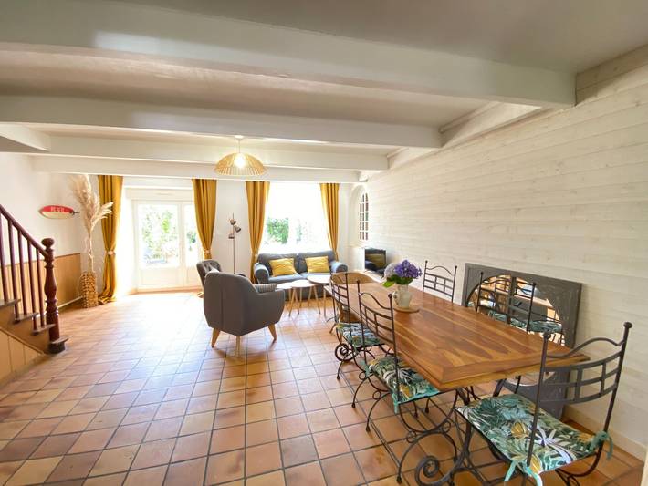 Location de vacances pour 6 personnes, avec terrasse, adapté aux familles à Bréhal - 2