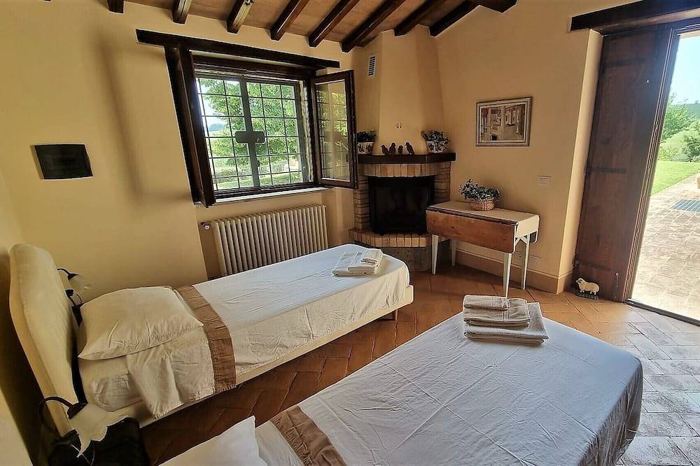 I escape to Umbria, Le Scarsine in Amelia (desambiguación), Provincia de Terni