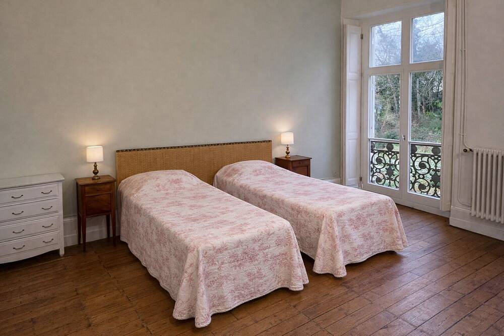 The Charming Cottage of the Château de St Gervais - 4 to 5 people in Saint-Gervais-la-Forêt, Blois region