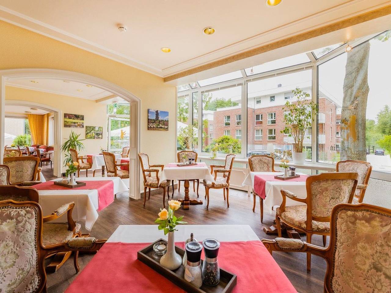 Akzent Hotel Berlin - Dz im Souterrain, mit Terrasse (Südseite) in Bad Bevensen, Landkreis Uelzen