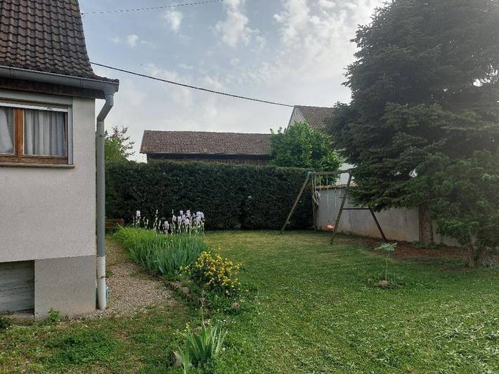 Location de vacances pour 4 personnes, avec vue et jardin à Sainte-Croix-en-Plaine - 3