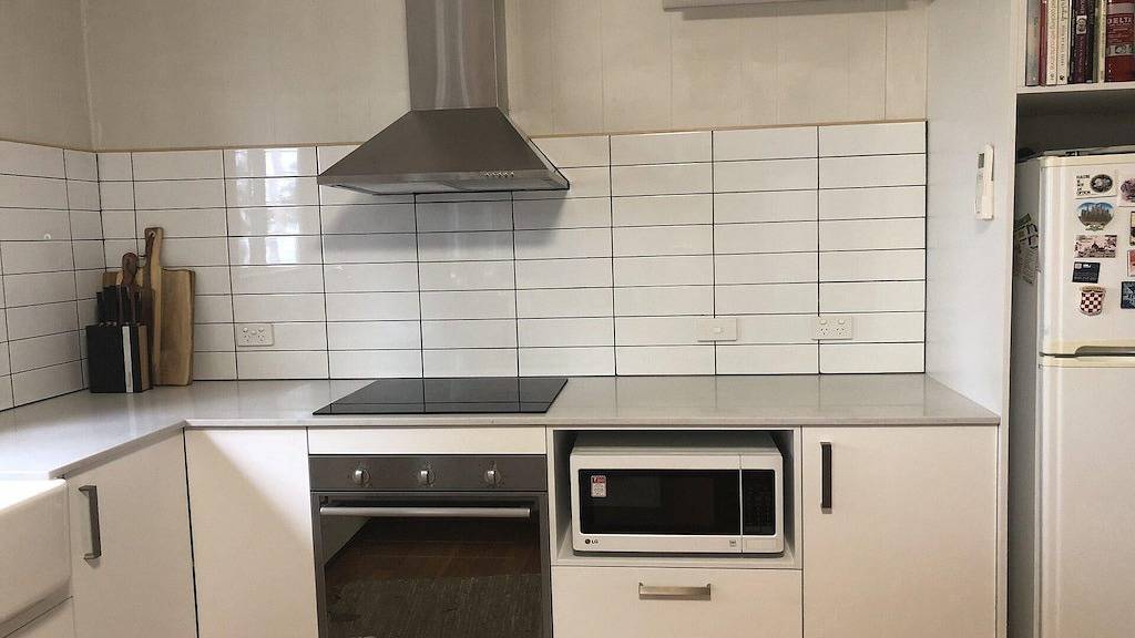 Barca View Cottage - Cosy Beach Retreat in Skenes Creek, Colac Otway Shire