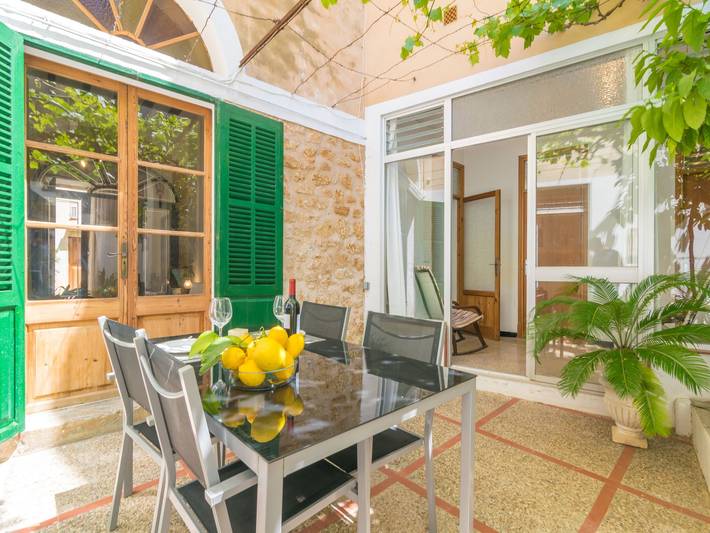 Ganze Ferienwohnung, Ca Sa Tia Bel - Haus In Alcúdia. Wifi Gratis in Alcudia Altstadt, Alcúdia