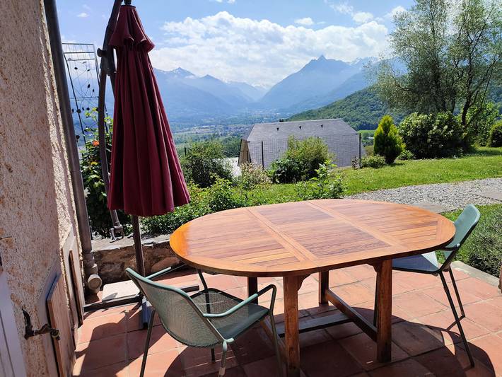 Gîte pour 4 personnes, avec jardin ainsi que jacuzzi et balcon dans les Hautes-Pyrénées - 4