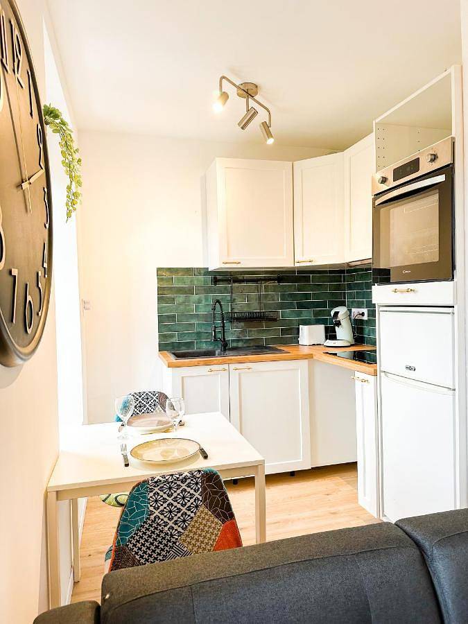 Appartement entier, Two-Bedroom Apartment in Guingamp, Région de Guingamp