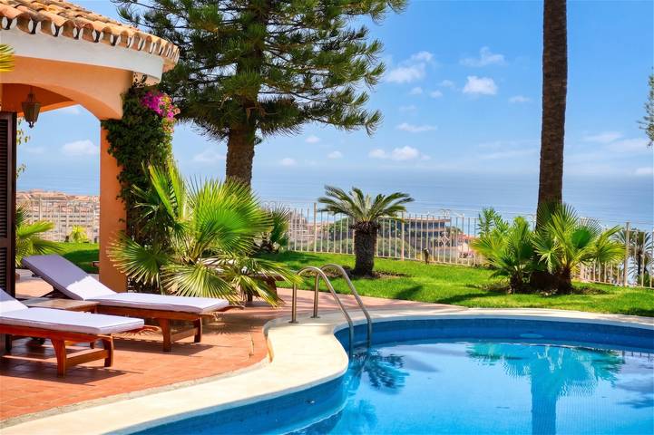 Casa rural para 10 personas, con terraza y jardín en Benalmádena - 2