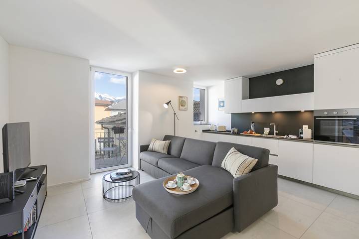 Apartamento entero, Corte di Ascona 4 with Balconies for 8 in Ascona, Alpes Ticineses y del Verbano