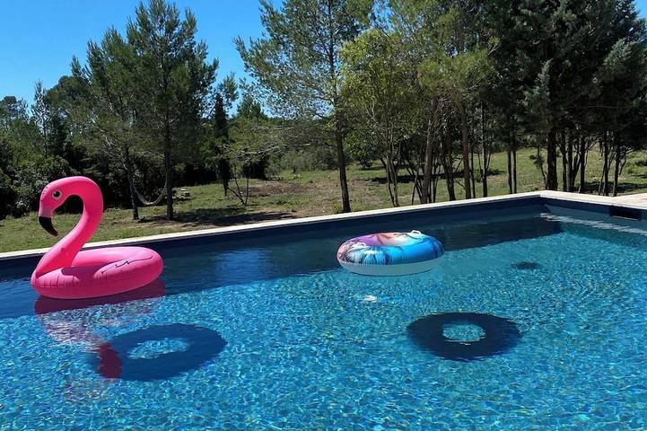 Location de vacances pour 6 personnes, avec Piscine à Saint-Gervasy