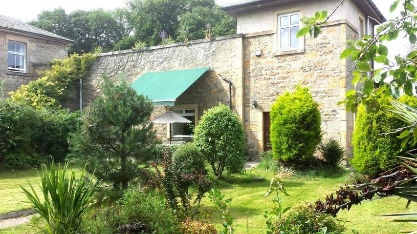 Holiday rental for 6 people, with view and garden, with pets in Elgin
