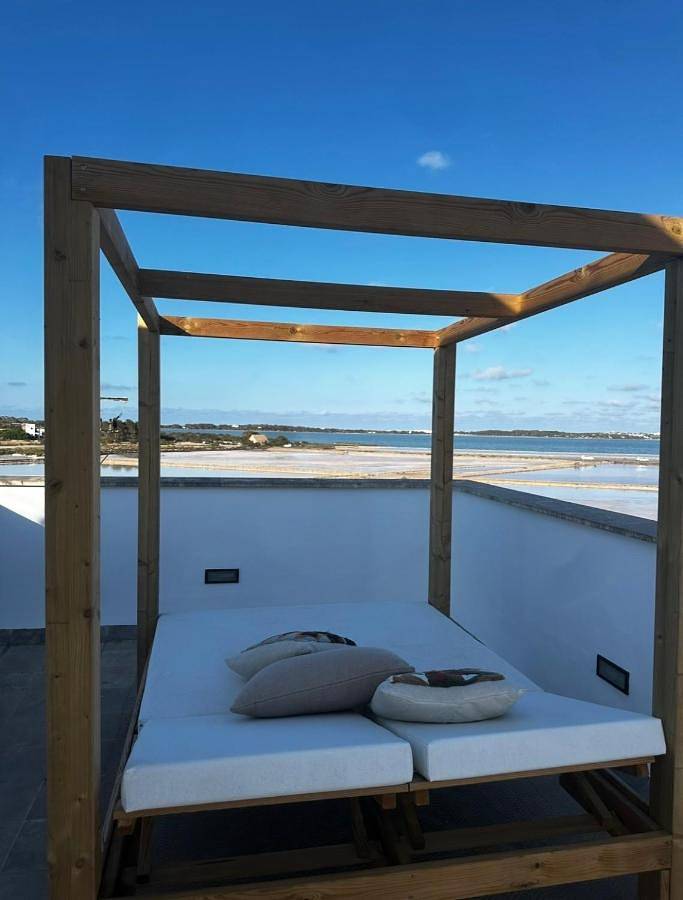 Casa de vacaciones para 6 personas, con vistas además de jardín y vistas al lago - 1