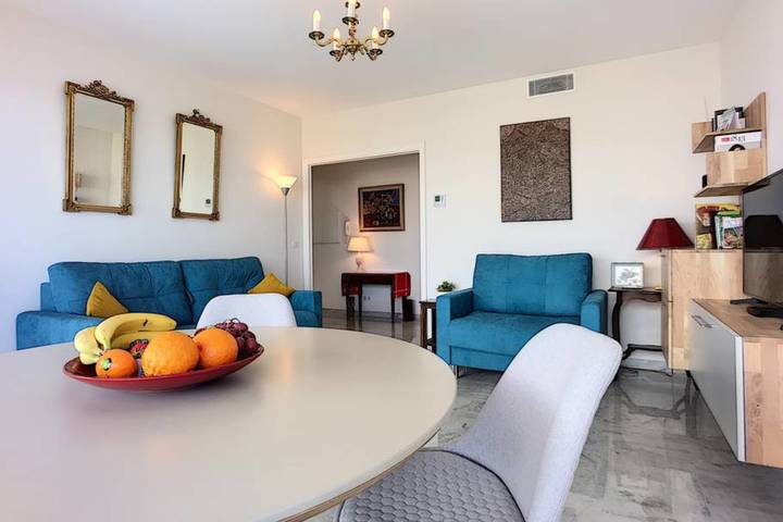 Ferienwohnung für 4 Personen, mit Balkon und Terrasse sowie Kinderpool und Pool in Juan-les-Pins - 4
