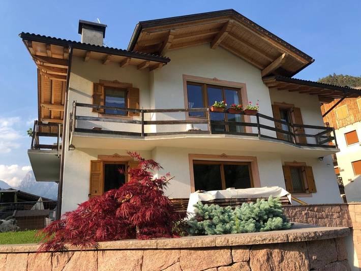 Ferienwohnung für 3 Personen, mit Terrasse und Garten in Mezzano