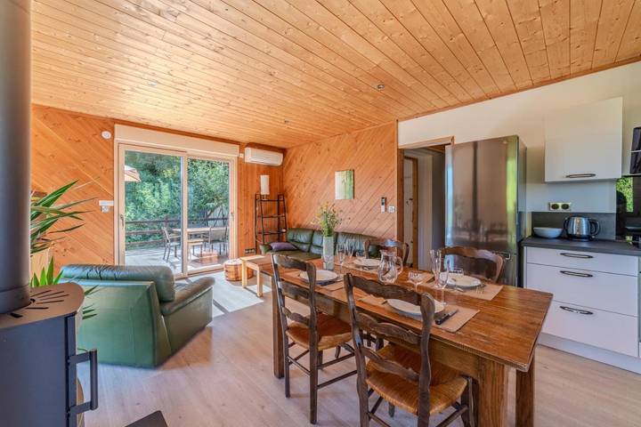 Location de vacances pour 4 personnes, avec balcon et jardin à La Clayette - 2
