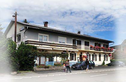 Ferienhaus für 6 Personen, mit Garten und Balkon sowie Sauna und Pool