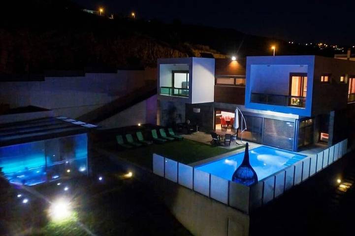 Location de vacances pour 22 personnes, avec sauna ainsi que jacuzzi et jardin à Mafra