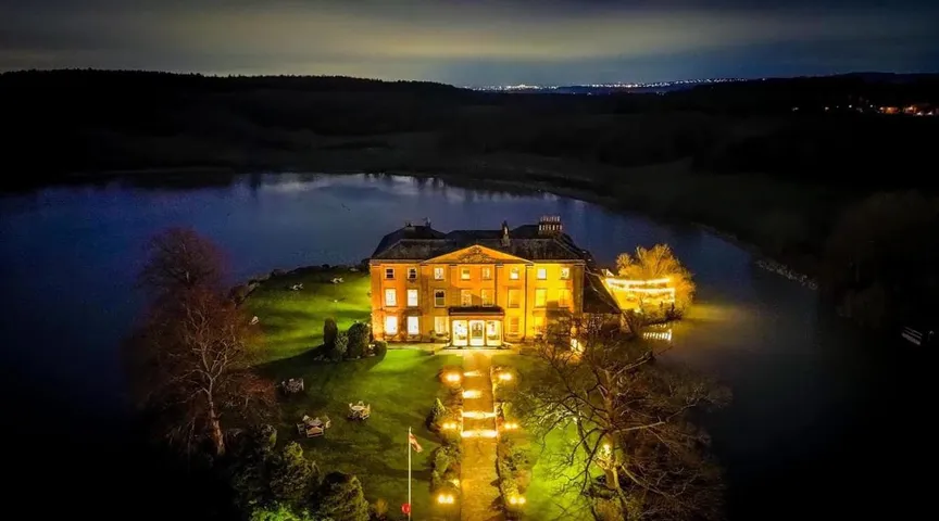 Hôtel pour 2 personnes, avec jardin et sauna ainsi que piscine et jacuzzi, animaux acceptés - 1