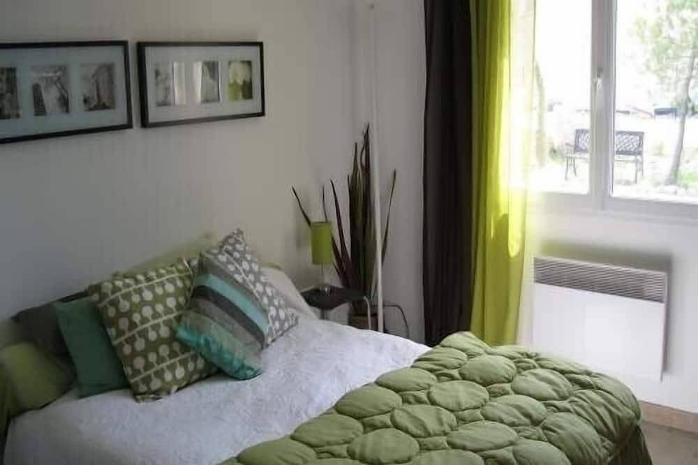 Villa fully air-conditioned, panoramic view. between sea, lake and Verdon in Draguignan, Draguignan region
