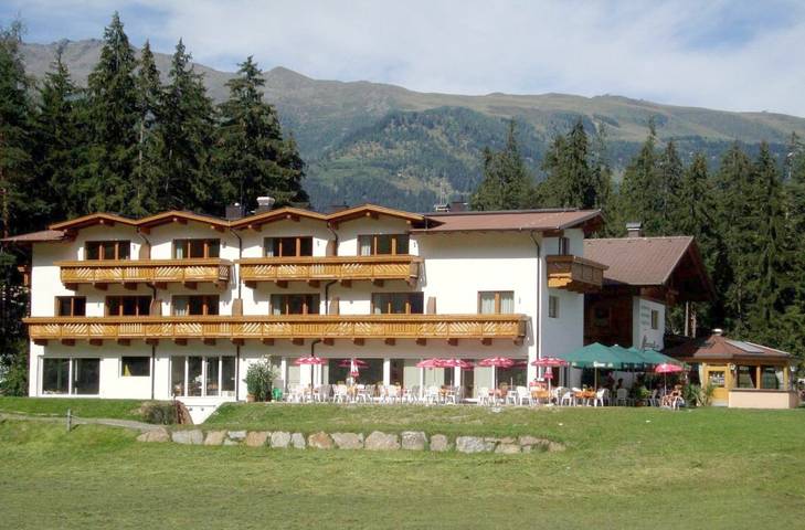 Hôtel pour 2 personnes, avec vue ainsi que jardin et sauna, animaux acceptés à Lienz - 3