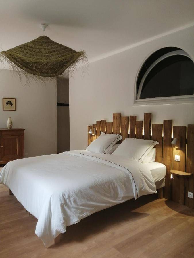 Deluxe Double Room in Persac, Vienne (France)