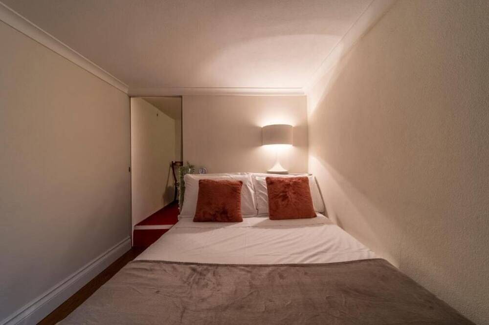 Appartamento intero, Casa Bardi : Appartamento con Terrazza in San Gimignano, Siena e dintorni